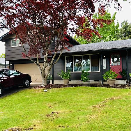 Emerald City 3 Bedroom 1 Bath Home Γιουτζίν Εξωτερικό φωτογραφία