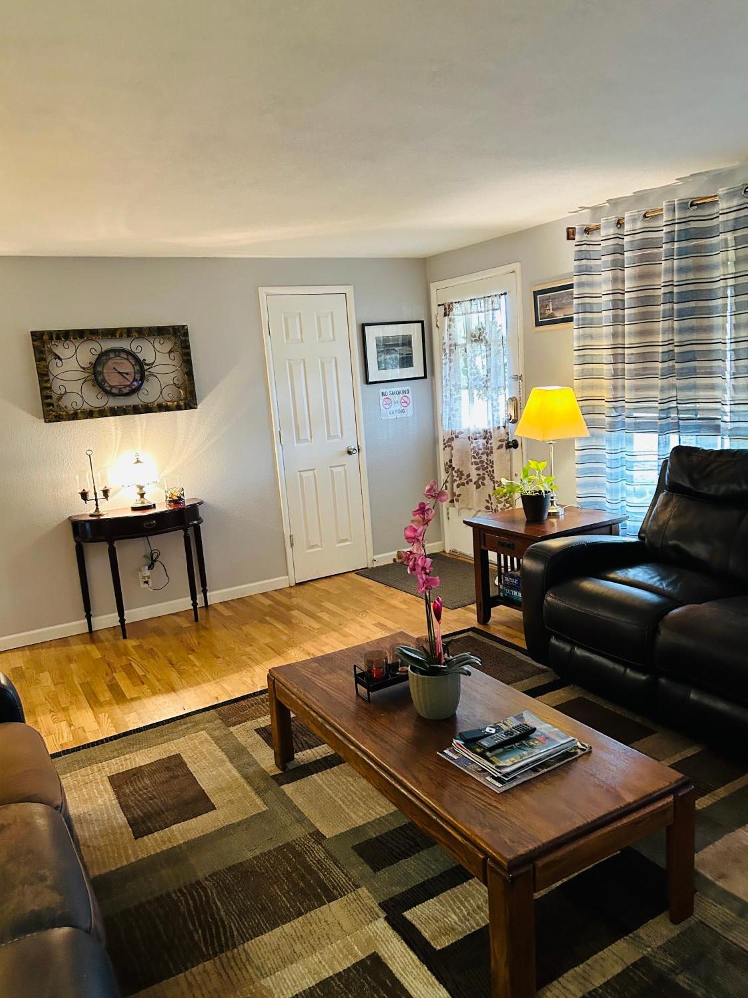 Emerald City 3 Bedroom 1 Bath Home Γιουτζίν Εξωτερικό φωτογραφία